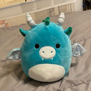 7” Avrill Squishmallow BNWT (detached)
